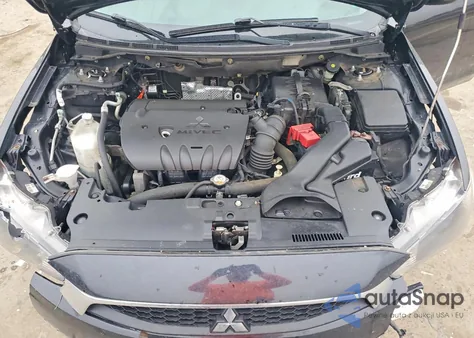 2016 Mitsubishi Lancer Es z USA, uszkodzony, nr VIN JA32U2FU5GU003318